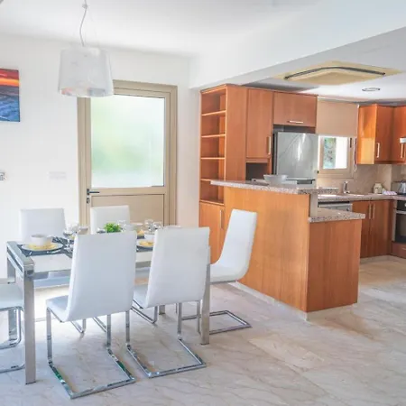 Sandy Villas, 7 Michael - Private Pool - Private Area Villa Polis